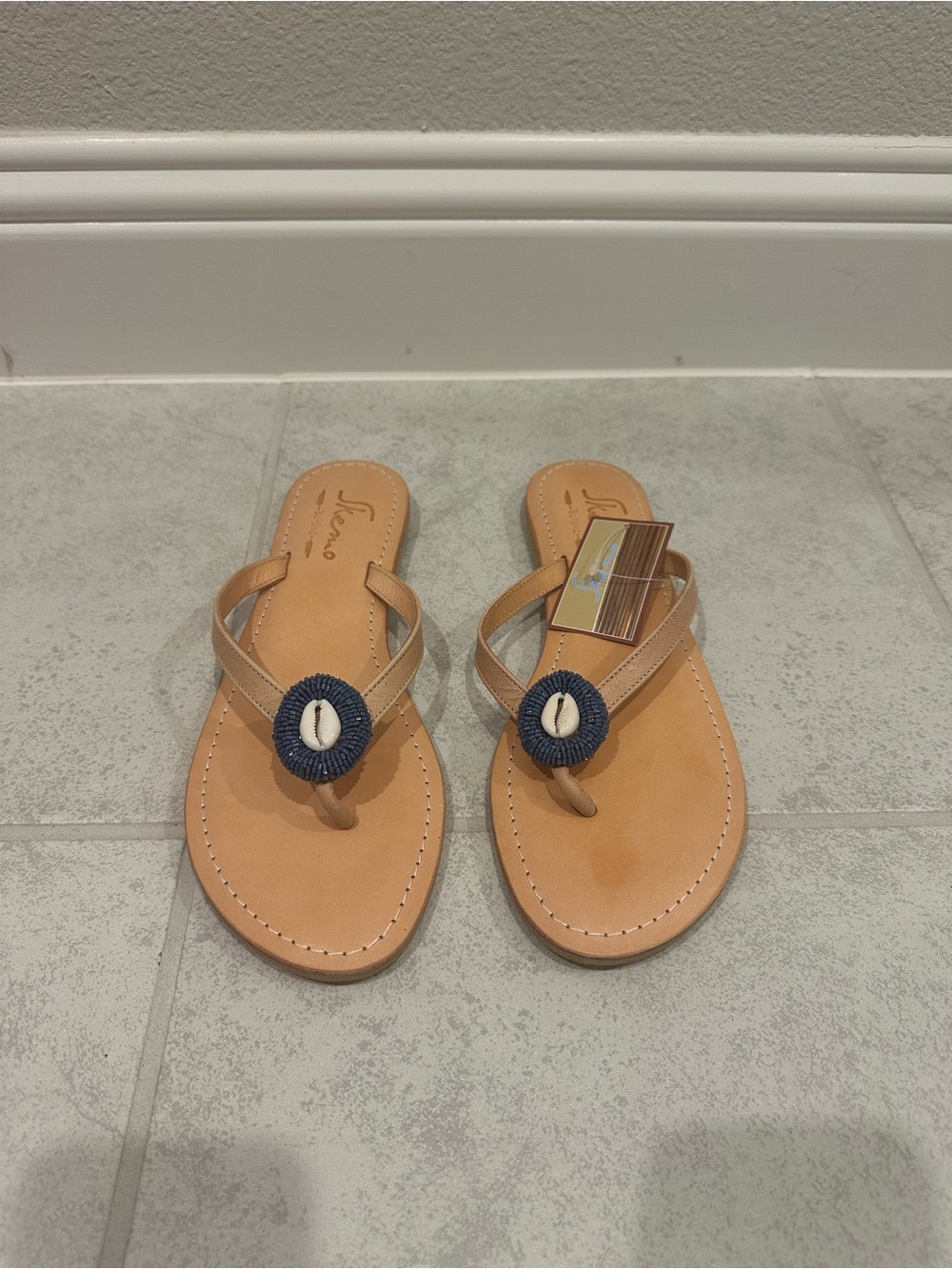 Skemo Tan Leather Thong Sandals with Navy Shell Accent